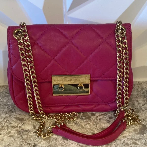 Michael Kors Sloan pink/raspberry soft leather quilted Crossbody purse bag - Picture 2 of 10